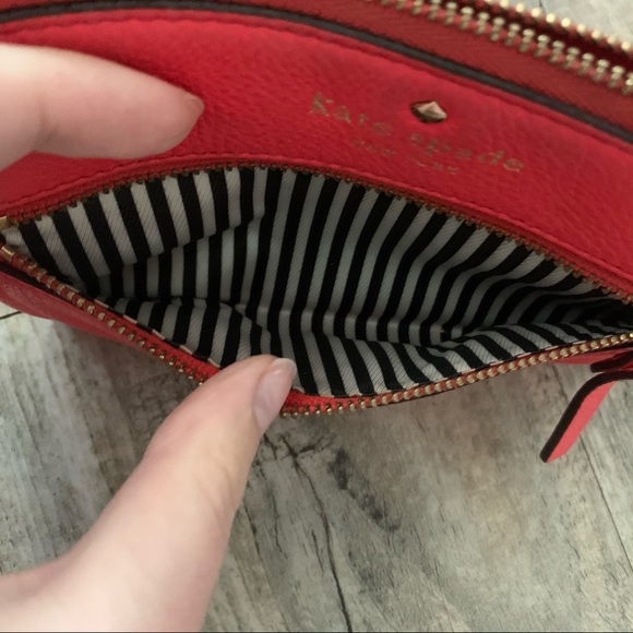 kate spade hot pink wristlet - Needs TLC! - Picture 3 of 7